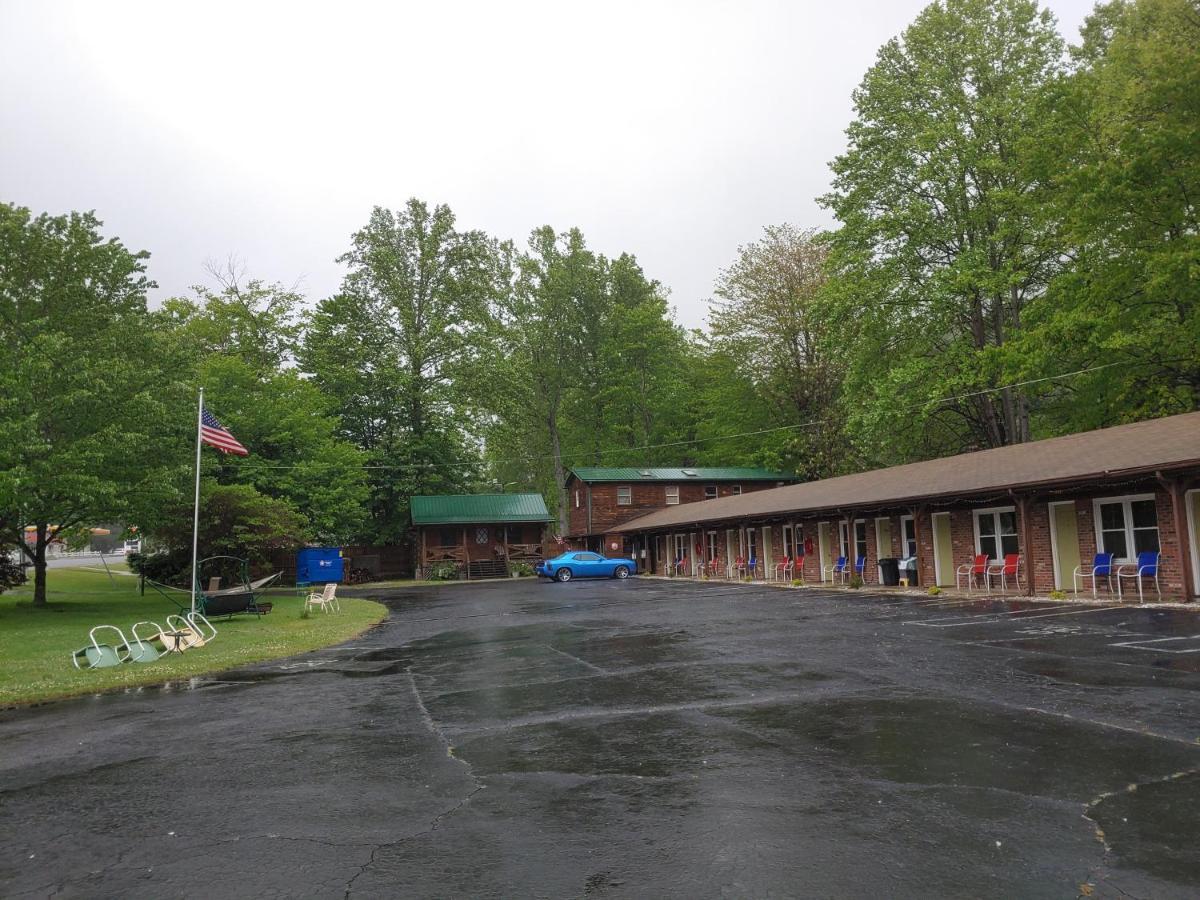 Stony Creek Motel Maggie Valley Exterior photo